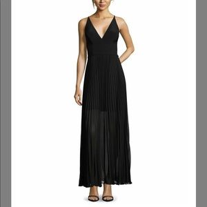 Xcape V neck pleated gown